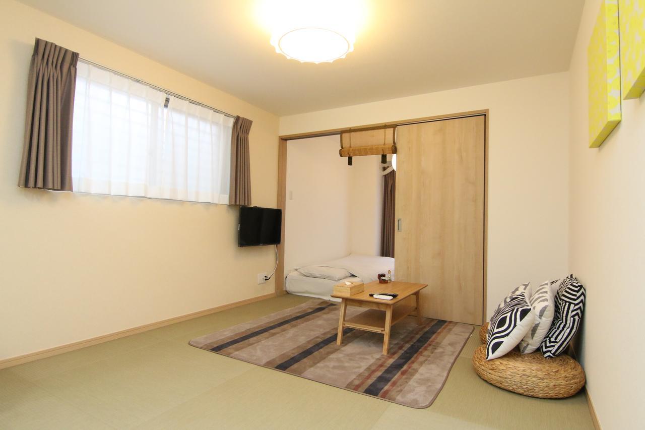Universal Hotel Nishikujo Осака Екстер'єр фото