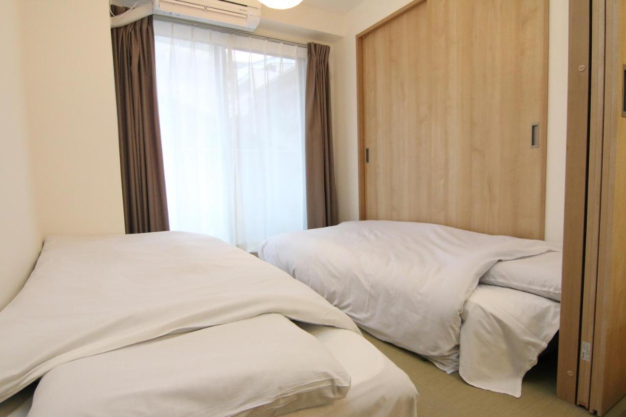 Universal Hotel Nishikujo Осака Екстер'єр фото